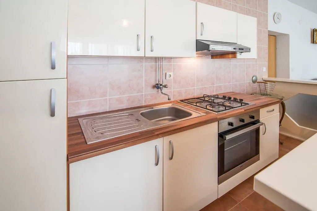 Beljan Apartments Krk Town