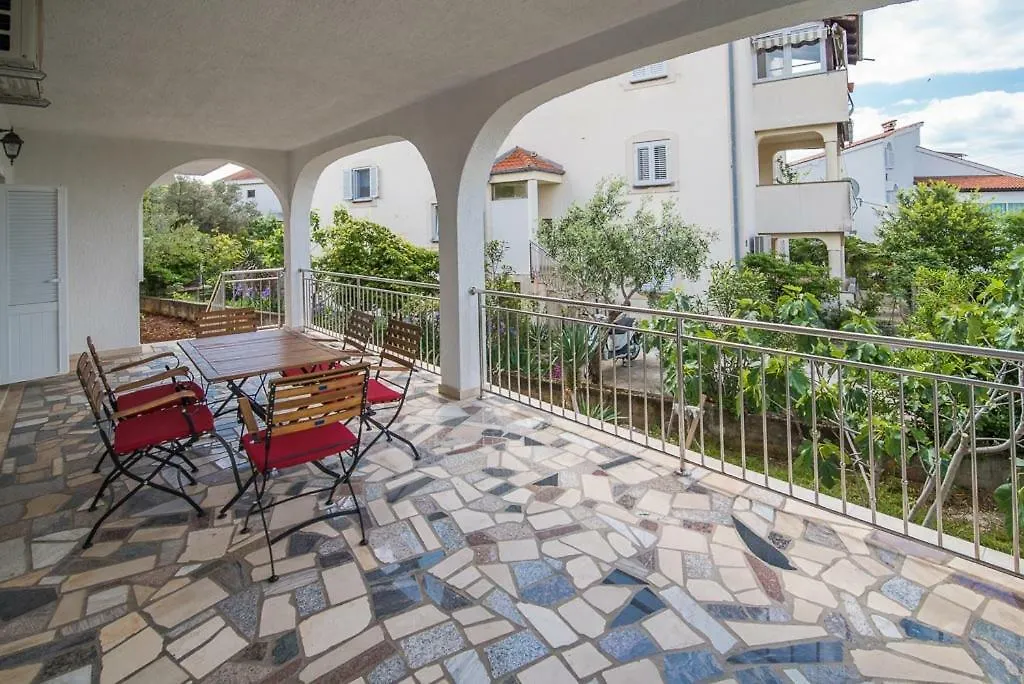 Beljan Apartments Krk Town