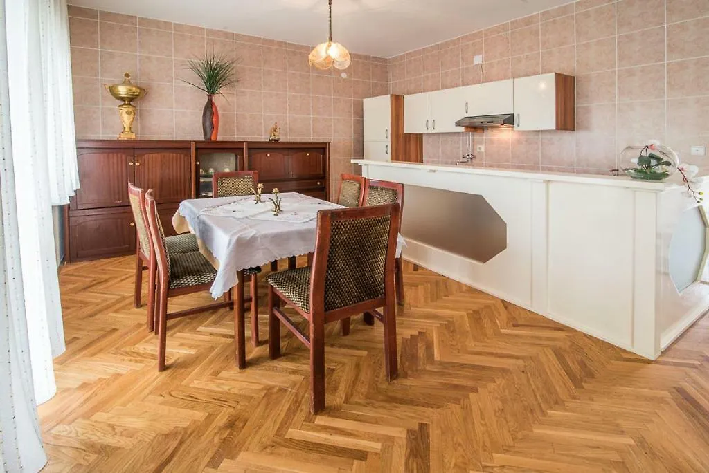 Beljan Apartments Krk Town